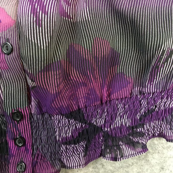 East 5th Top 1X Blouse Chiffon Button Front Smocked Short Sleeve Purple Office - Picture 2 of 10